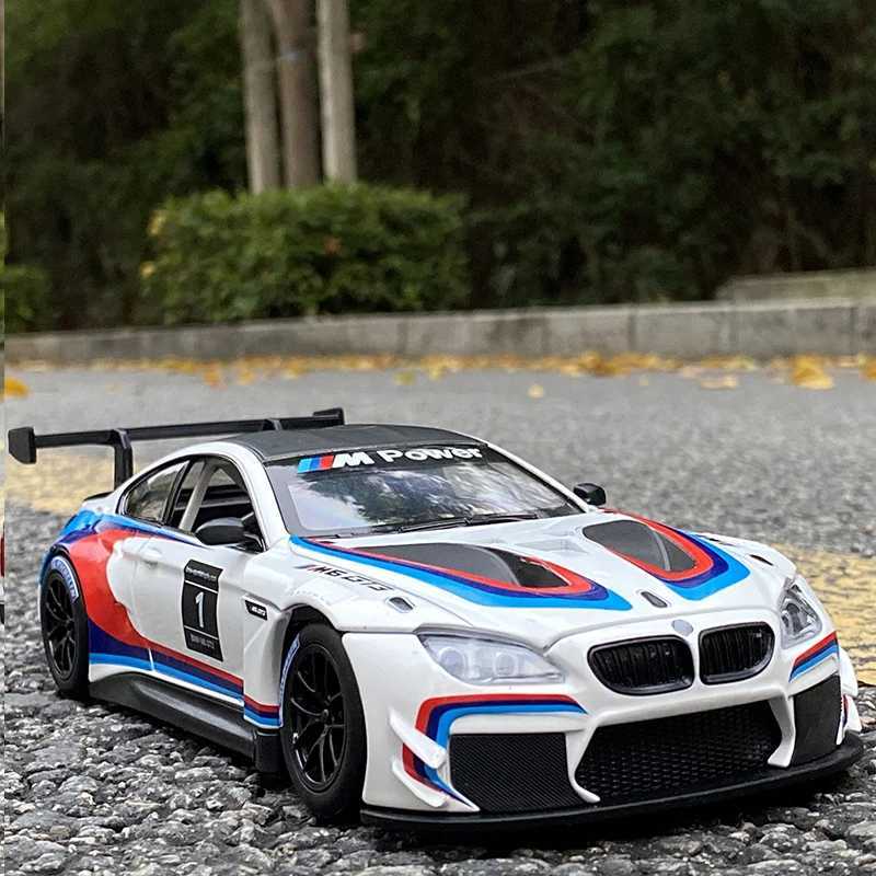 1 24 BMW M6 GT3 M4 BMW CSL racing wheel less highlight sports car model toy die-casting metal alloy miniature replica X241024