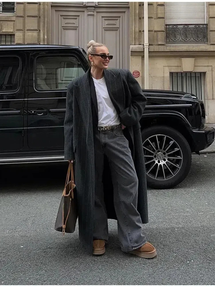 Retro striped lapel wool long coat for womens casual loose dark gray oversized coat for womens winter elegant and chic coat 241024