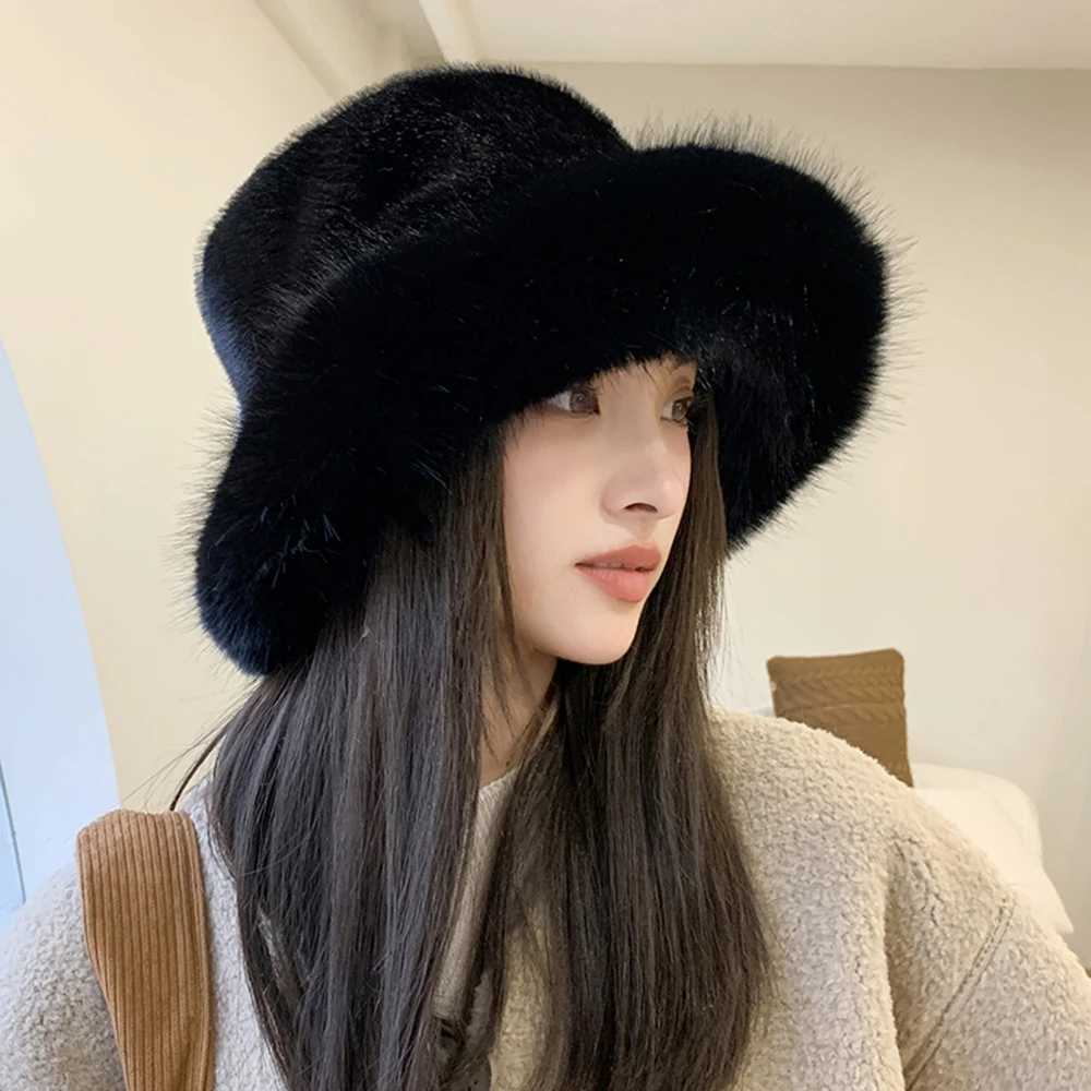 2024 Fluffy Faux Fur Bucket Hats Women Rabbit Fur Warm Thick Plush Winter Hat Lady Fashion Luxury Panama Furry Fisherman Cap Y2kX241025