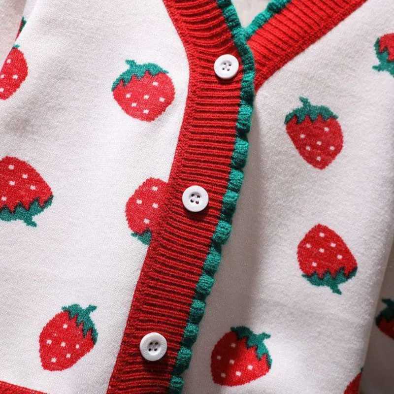 Childrens clothing girl knitted cardigan button V-neck cute strawberry jacquard childrens long sleeved knitted cardigan W241025