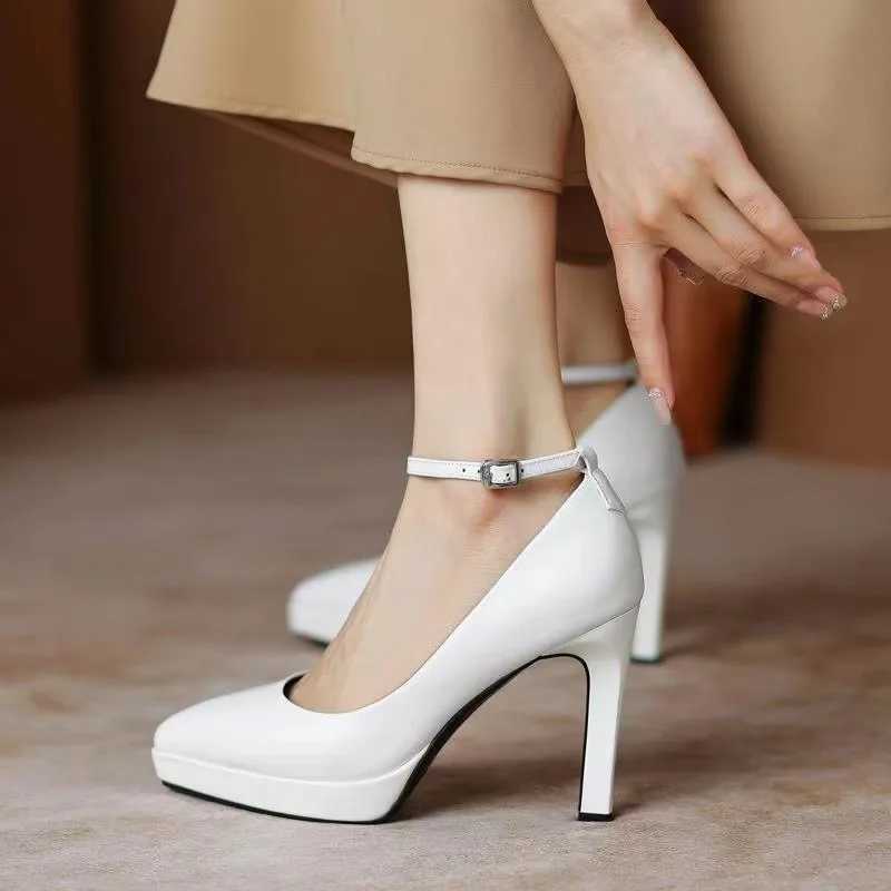 High Quality Spring/Summer New Fi Pointed Shallow Thread Buckle Solid Color Womens Mary Simple Shoes T241024