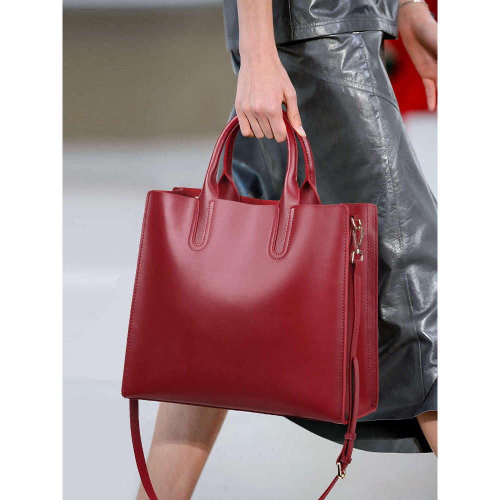 Genuine Leather Women's Handbags Female Business Tote Large Capacity A4 File Package Bag Lady Shoulder Messenger Bags