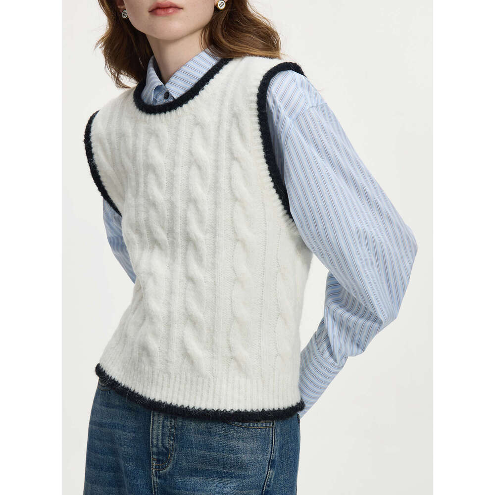FSLE Women Knitted 6.2% Wool Winter Vests Soft Female Short Contrast Color Sleeveless Sweater Top Round Neck Vest 24Fs14280