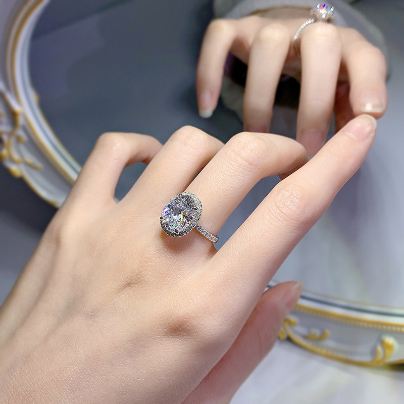 5CT Choucong Gorgeous Sparkling Wedding Rings Luxury Jewelry Real 100% 925 Sterling Silver Oval Cut Dove Egg Moissanite Diamond Eternity Women Bridal 