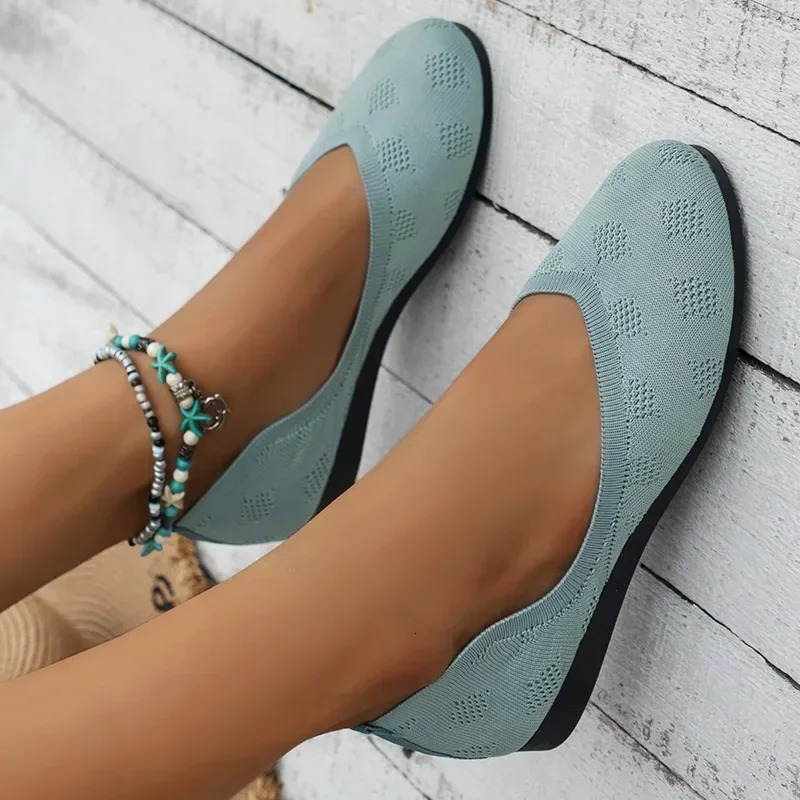 2024 Autumn Womens Round Toe Mesh Wind Flat Vulcanized Shoes Womens Fashion Solid Color Shallow Mouth Casual Shoes 241024