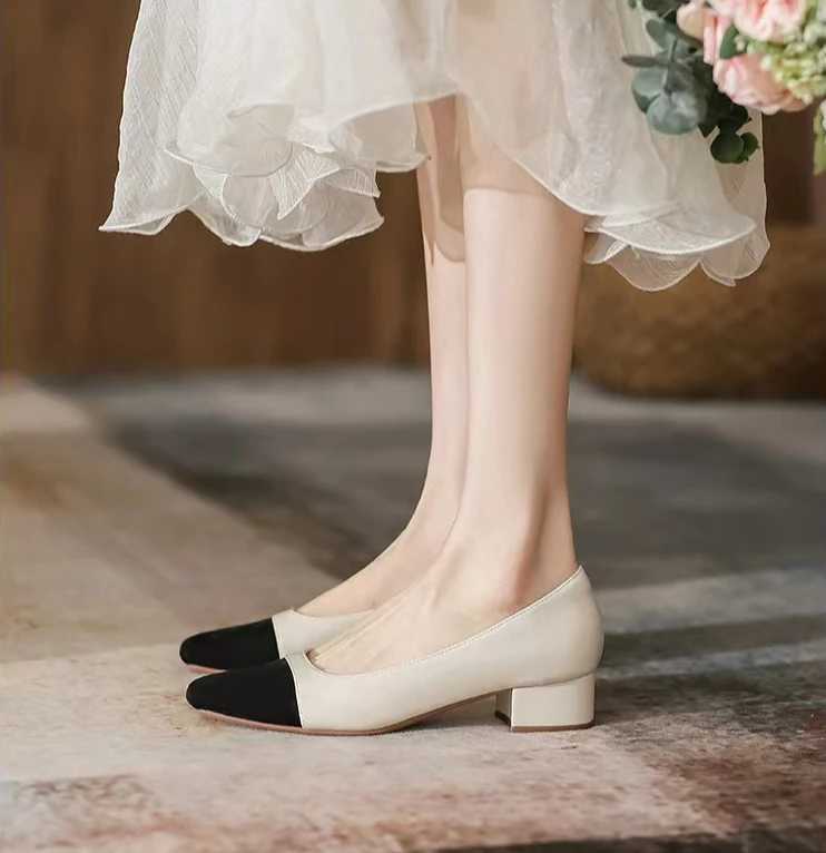 High Quality Summer New Pointed Toe Sandals Fi Low Square Flat Shoes Korean Colorful Mahing Party Womens Shoes Chaussure Womens Shoes T241024