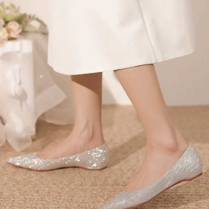 High Quality Womens Apartment Golden Wedding Bridal Shoes Pointed Toe Sexy Shoes Suitable for Women High Quality Fi T241024