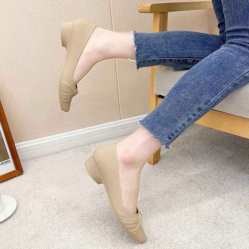 High Quality Womens casual slip shoes waterproof PVC shallow toe sole shoes womens work shoes pump plastic sandals T241024