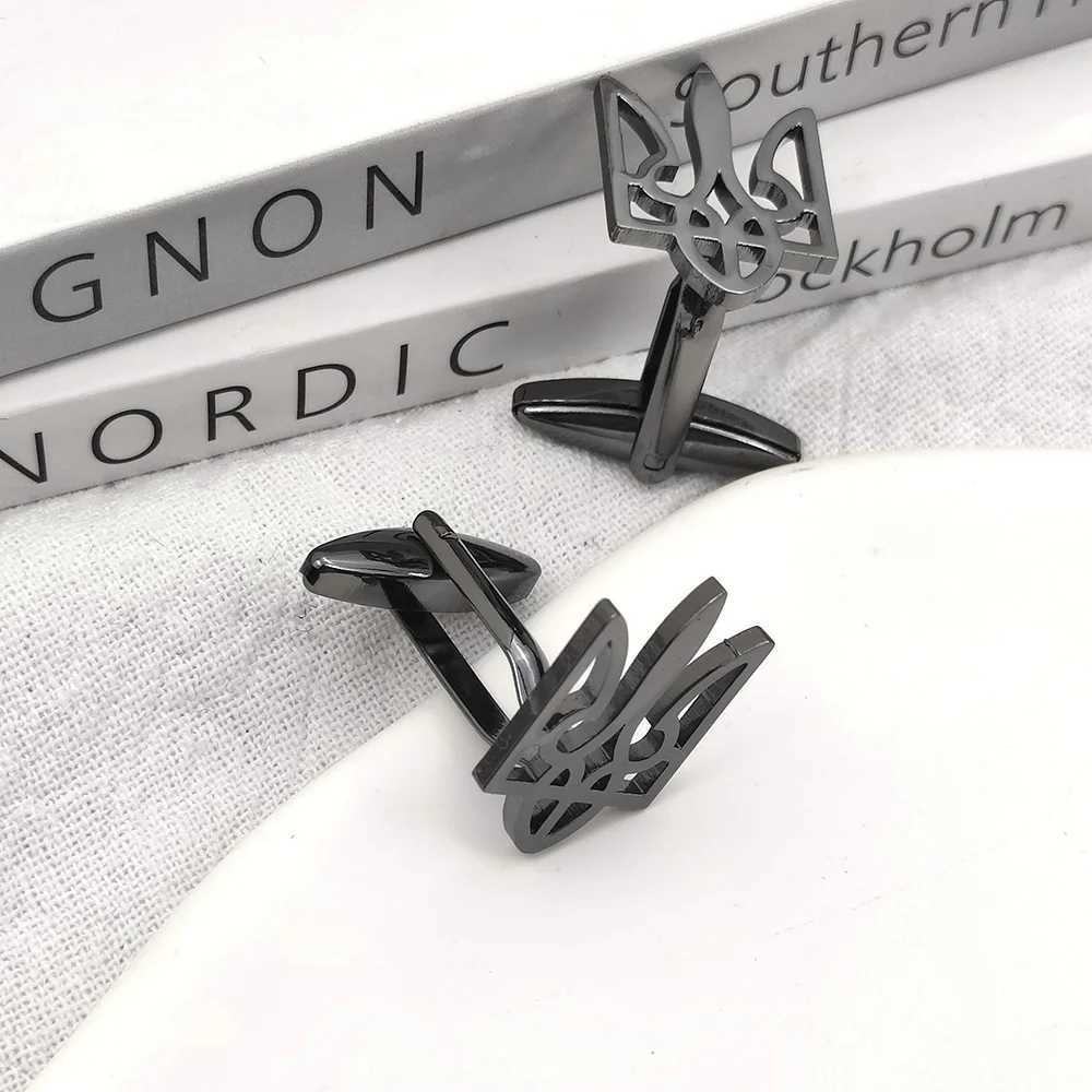 Couchettes Vintage Tryzub Symbol Cufflinks en acier inoxydable Trident Mens Sleeve Boutons Charm