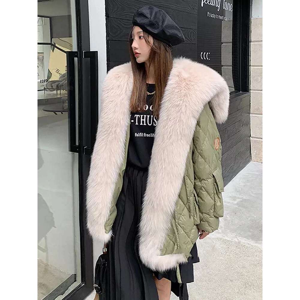 2024 Luxury Fox Fur Collar Long Coats 2024 Women Winter Soft Warm Loose Jacket Puffer Parka Female Windproof Snow Outwear Coats 525