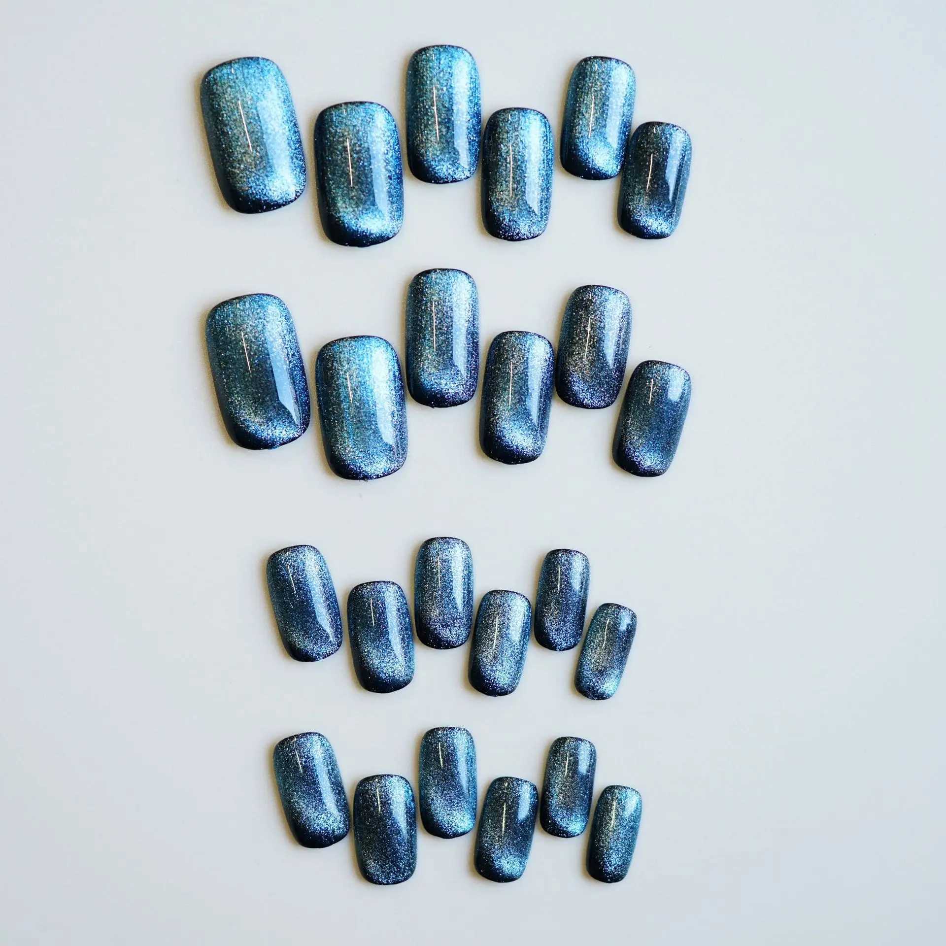24pcs/box Blue Black Cats Eye Fake Nails Set Press On Aurora French False Glitter Nails Mid-length Square Artificial Nail TipsXJ241025