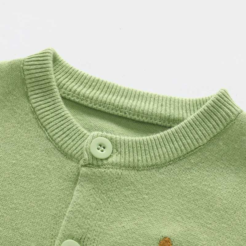 Autumn childrens cardigan wool sweater cotton cartoon printed long sleeved baby boy open seam coat velvet warm knit childrens boy sweater W241025
