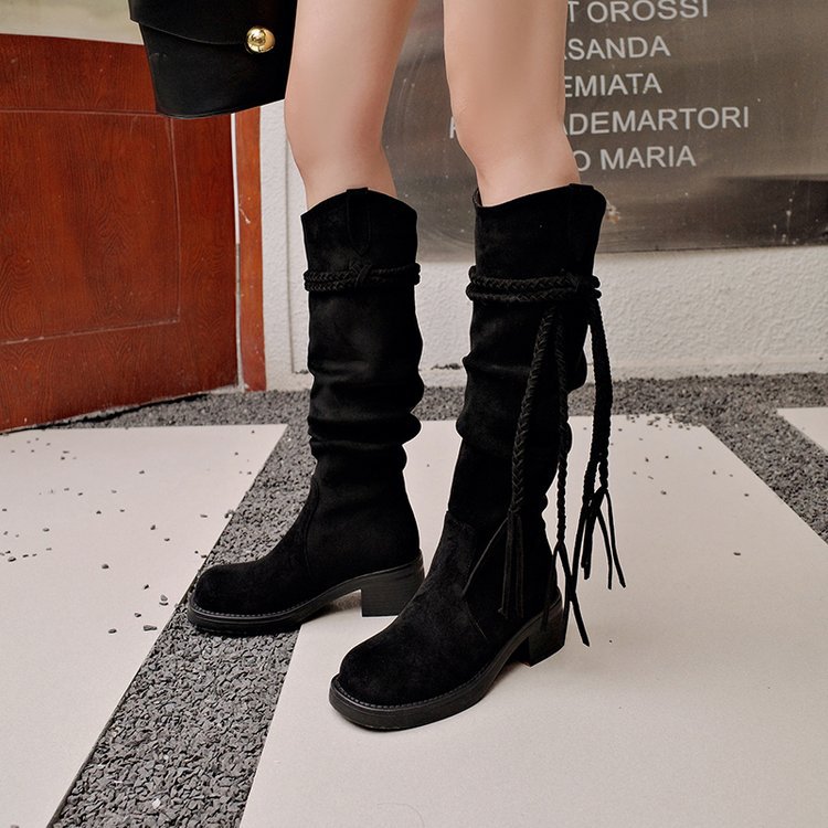 2024 Winter Snow Boots: Cozy Furry Cotton Shoes with Tassel Accents e56b