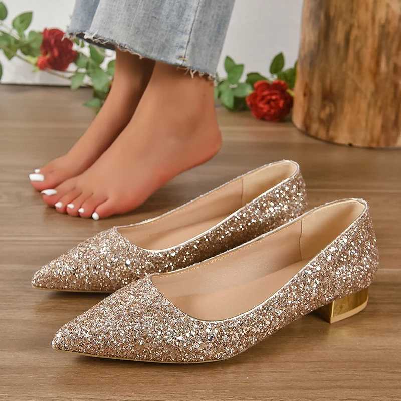 High Quality Gold Low Heels Pumps Women Spring Shiny Glitter Pointed Toe Party Shoes Womens Plus Size Simple Thin Heeled Bride Shoes T241024
