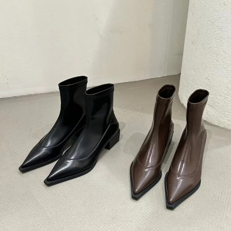 High Quality Ankle Autumn Style Modern Boots Elegant Solid Slip on Womens Sexy Point Middle Heel Street Punk Shoes 241024