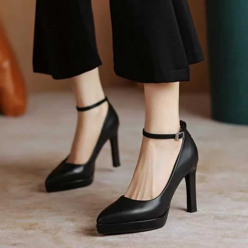 High Quality Spring/Summer New Fi Pointed Shallow Thread Buckle Solid Color Womens Mary Simple Shoes T241024