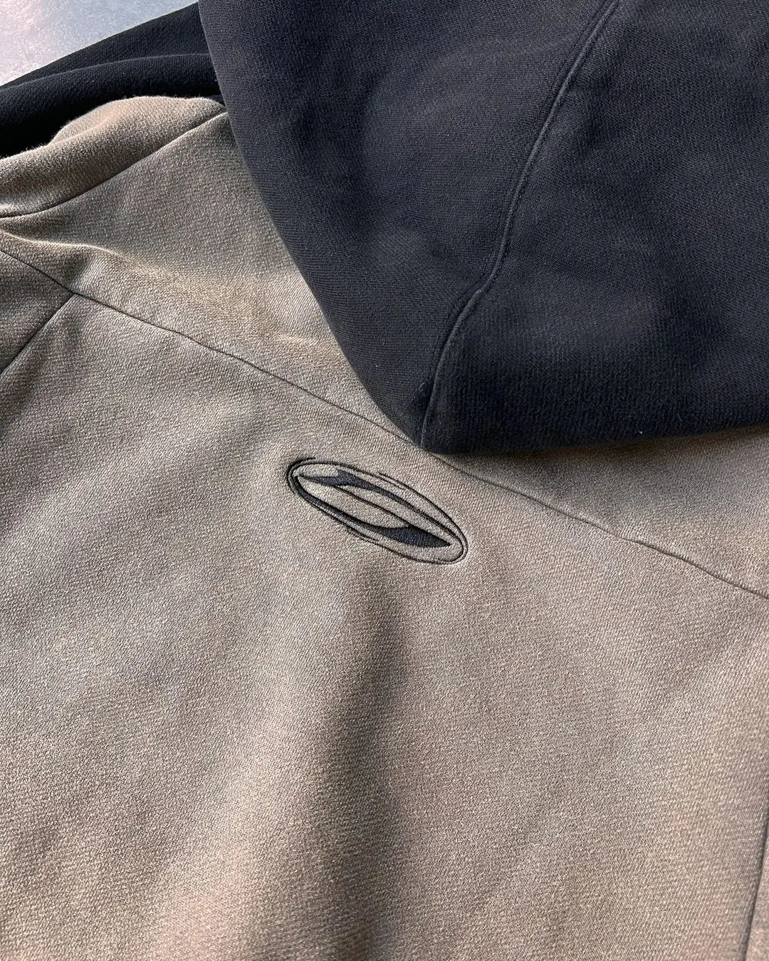 American Gothic Trend Stitching Khaki Black Letter Print Thickened Hoodie Mens Autumn Loose Casual Harajuku Style Jacket 241021