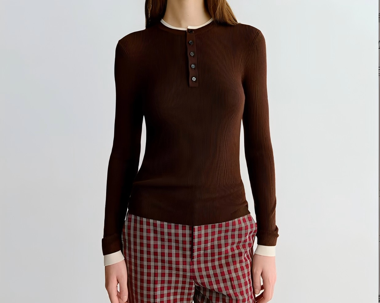 Luxry brand buttoned collar wool jumper