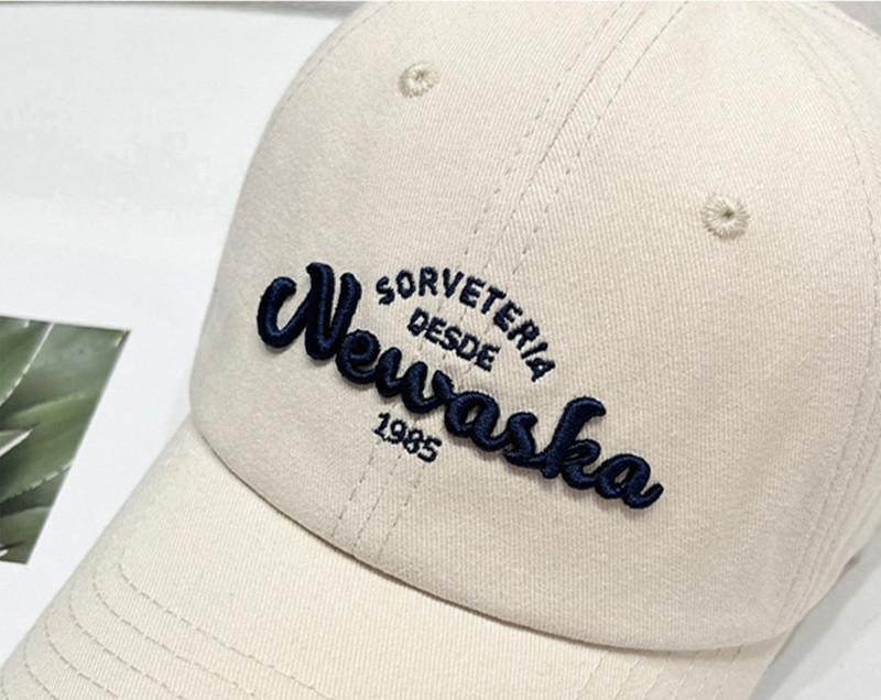 Free shipping New High Quality Caps Fashion Baseball hats Mens Womens Sports Caps Forward Cap Adjustable Fit Hat A timeless classic designer hat U-3