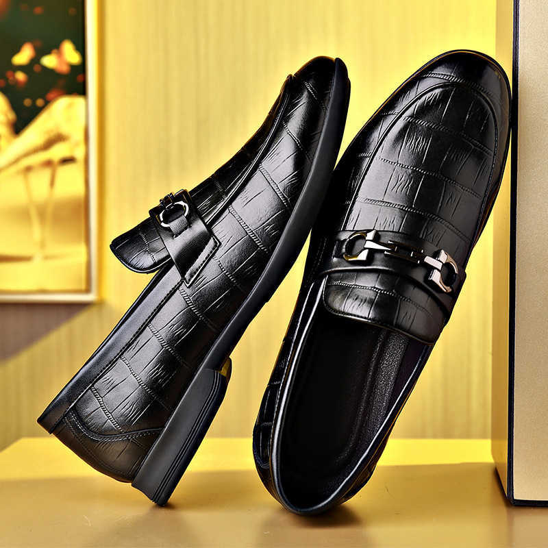 Men Dress Shoes New Mens Shoes With Leather Shoes Business Formal Small Leather Shoes Mens Embossed Bean Shoes Mens Business Half Slippers 241009