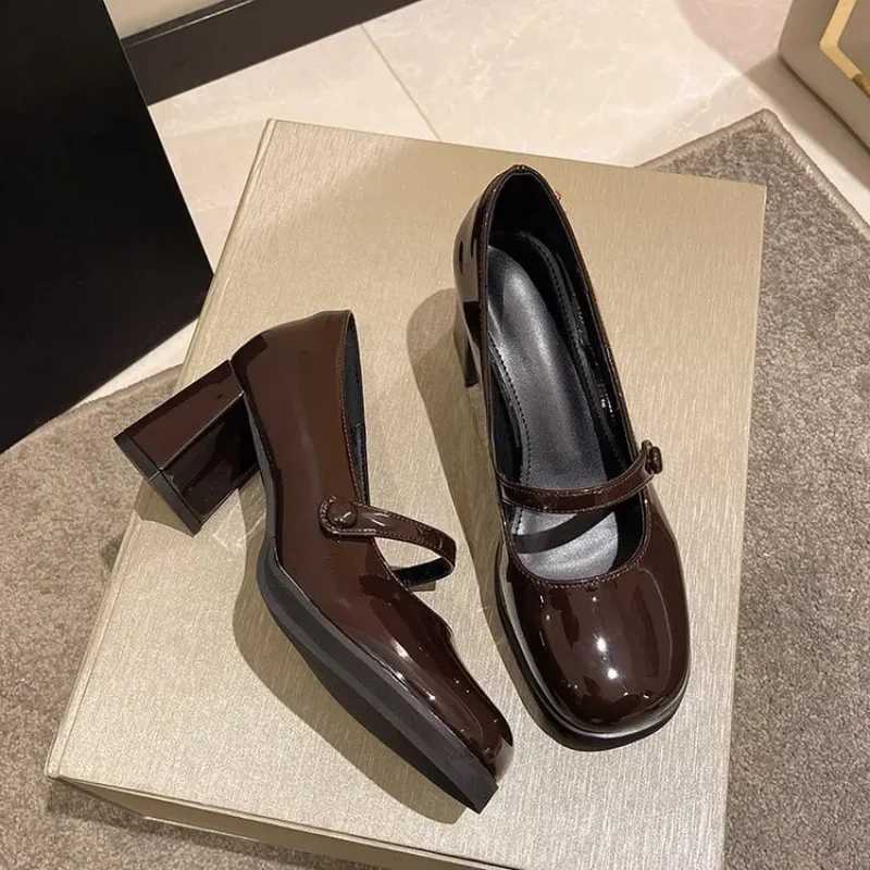 High Quality Autumn New Comfortable Womens Square Head High Heels Shallow Mouth Single Shoes T241024