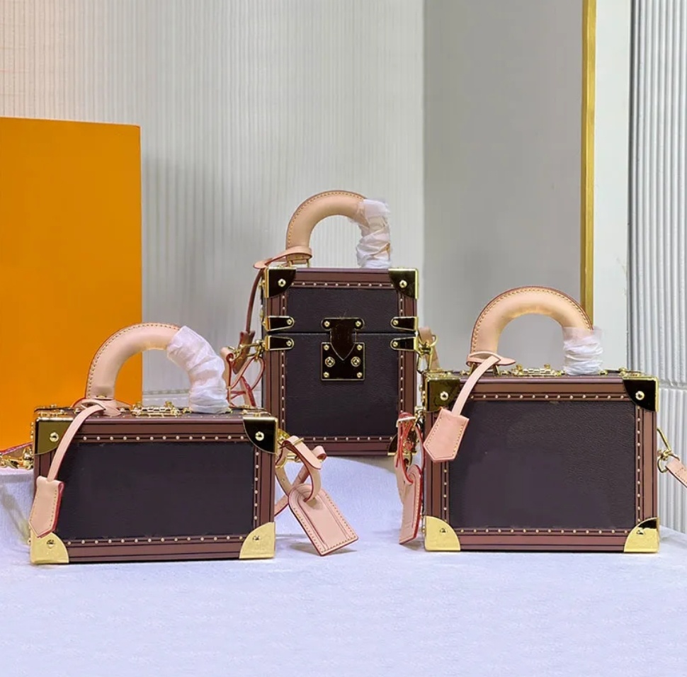 The Camera Box Tote Bag Top Quality Crossbody Bags Small Handbags Purse Removable Strap Lock Buckle Angle Metal Designer Hard Shoulder Bags New style