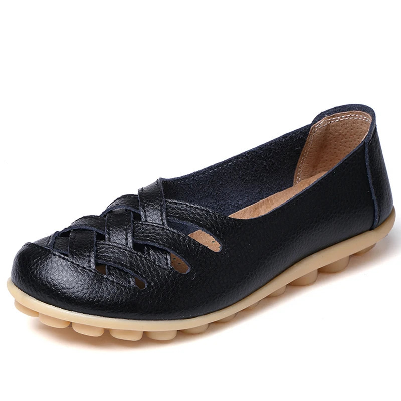 Womens soft leather flat shoes suitable for womens shoes comfortable Moccasins womens casual flat shoes free delivery womens shoes 241024