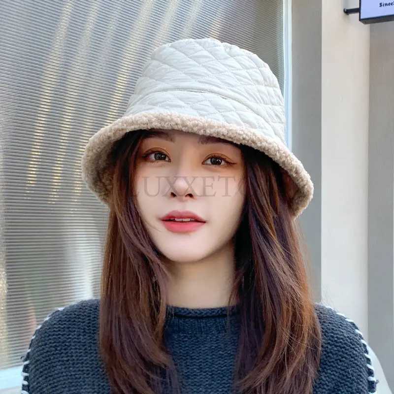 Lamb Fur Fisherman Cap Autumn Winter Fur Warm Female Hat Ear Protection Men and Women Solid Bucket Cap Outdoor Sun Panama HatX241025