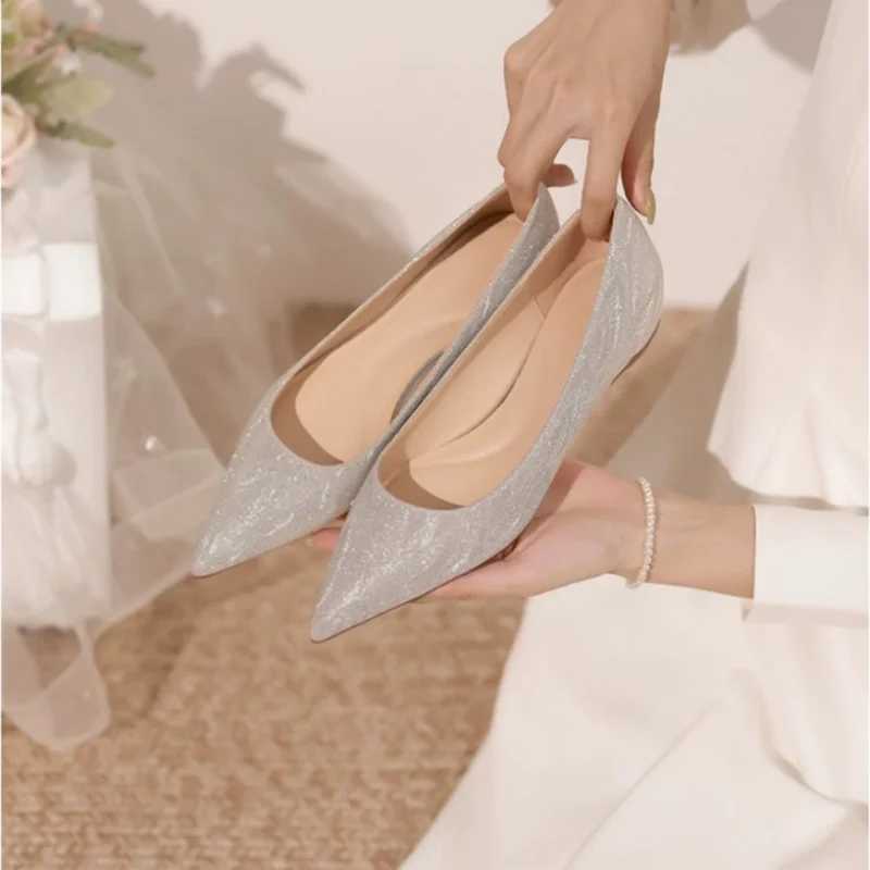 High Quality Womens Apartment Golden Wedding Bridal Shoes Pointed Toe Sexy Shoes Suitable for Women High Quality Fi T241024