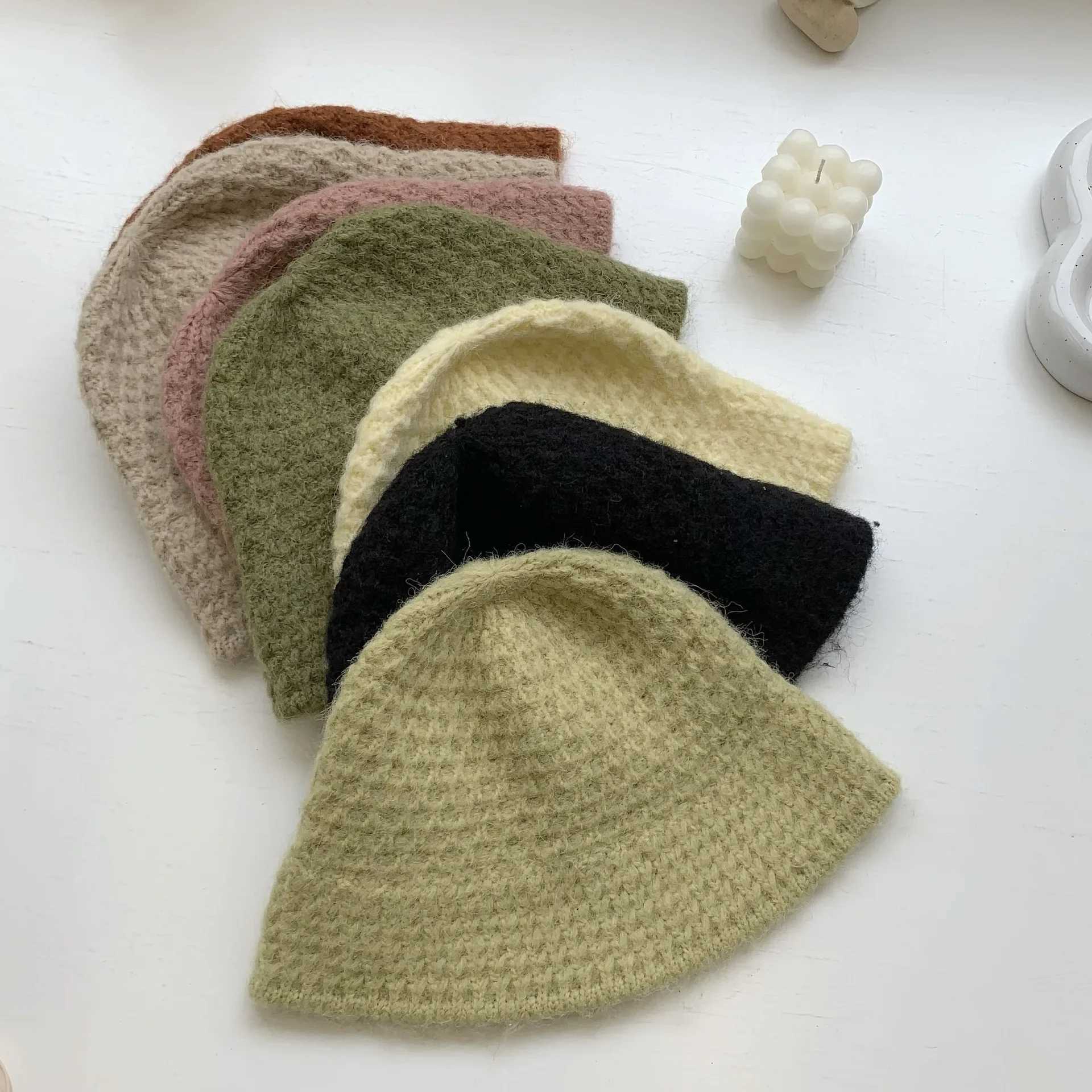2022 New Ins Solid Color Fisherman Hat Womens Japanese Autumn and Winter Knitted Wool Bucket Hats Outdoor Leisure Panama CapX241025