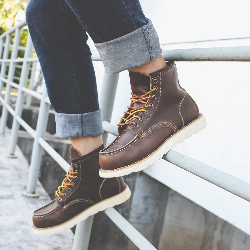 Mens boots American retro tool boots casual crazy horse leather mens boots retro lace ankle boots cowboy boots biomimetic boots 241024