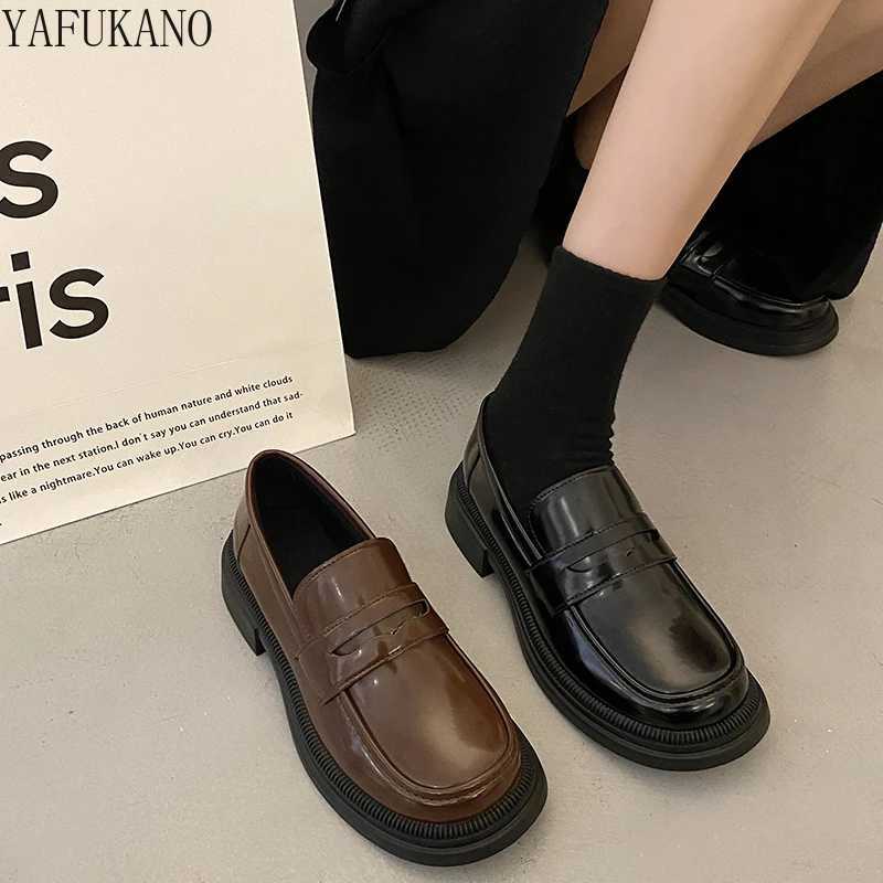 High Quality Fi Little Leather Shoes Womens Spring New Student British Style Casual Loafers Short and Fat High Heels JK Uniform Shoes Large 41 42 T241