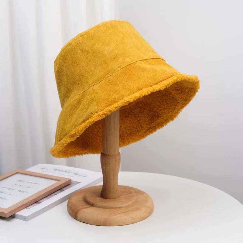 Fashion Winter Women Thick Bucket Hats with Earmuffs Lamb Wool Warm Ear Protector Fisherman Hat Autumn Plush Velvet Panama CapsX241025