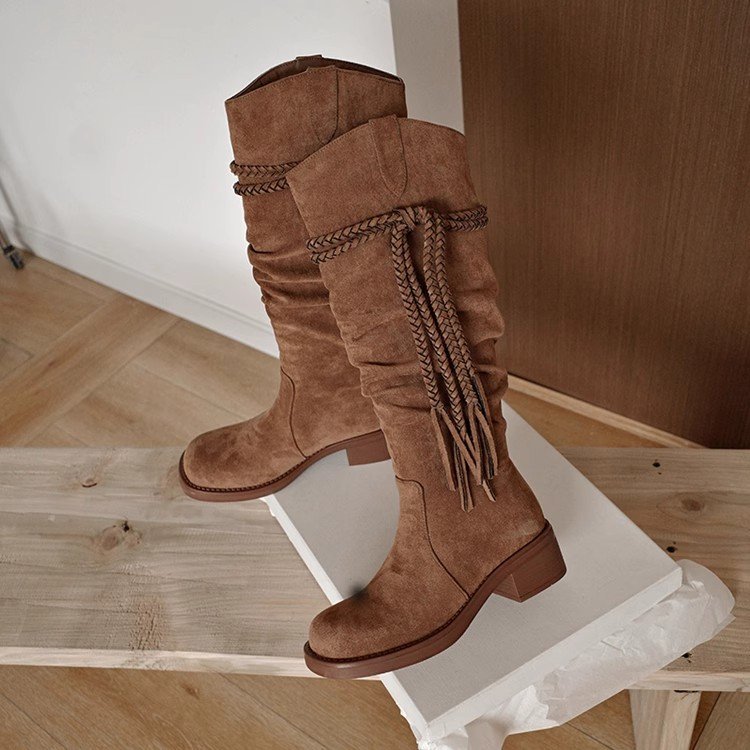 2024 Winter Snow Boots: Cozy Furry Cotton Shoes with Tassel Accents e56b