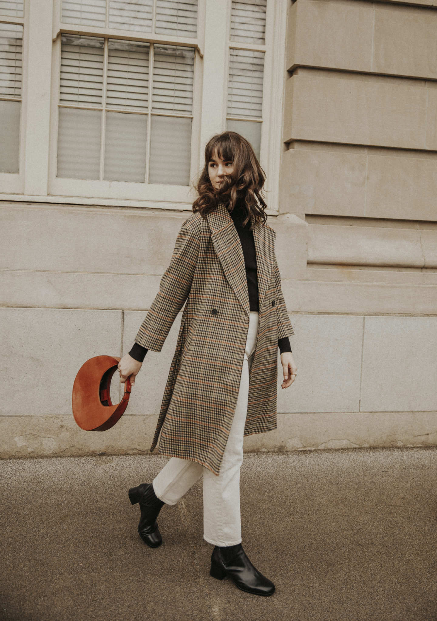 Woolen Coat For Women V Neck Loose Plaid Medium Long Coat Autumn Winter Sashes Women Business Party Dress Simple Formal Work Wear