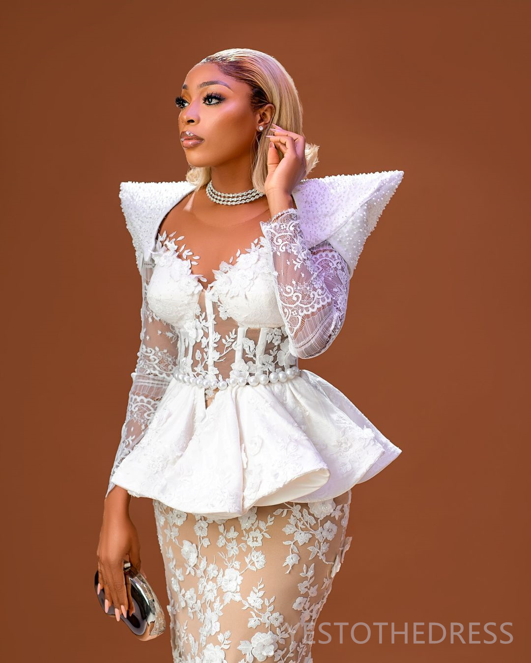 2024 Short African Wedding Dress Bridal Gowns For Bride Illusion Long Sleeves Sheer Neck Beaded Lace Pearls Plated Wedding Gowns For Black Women Marri