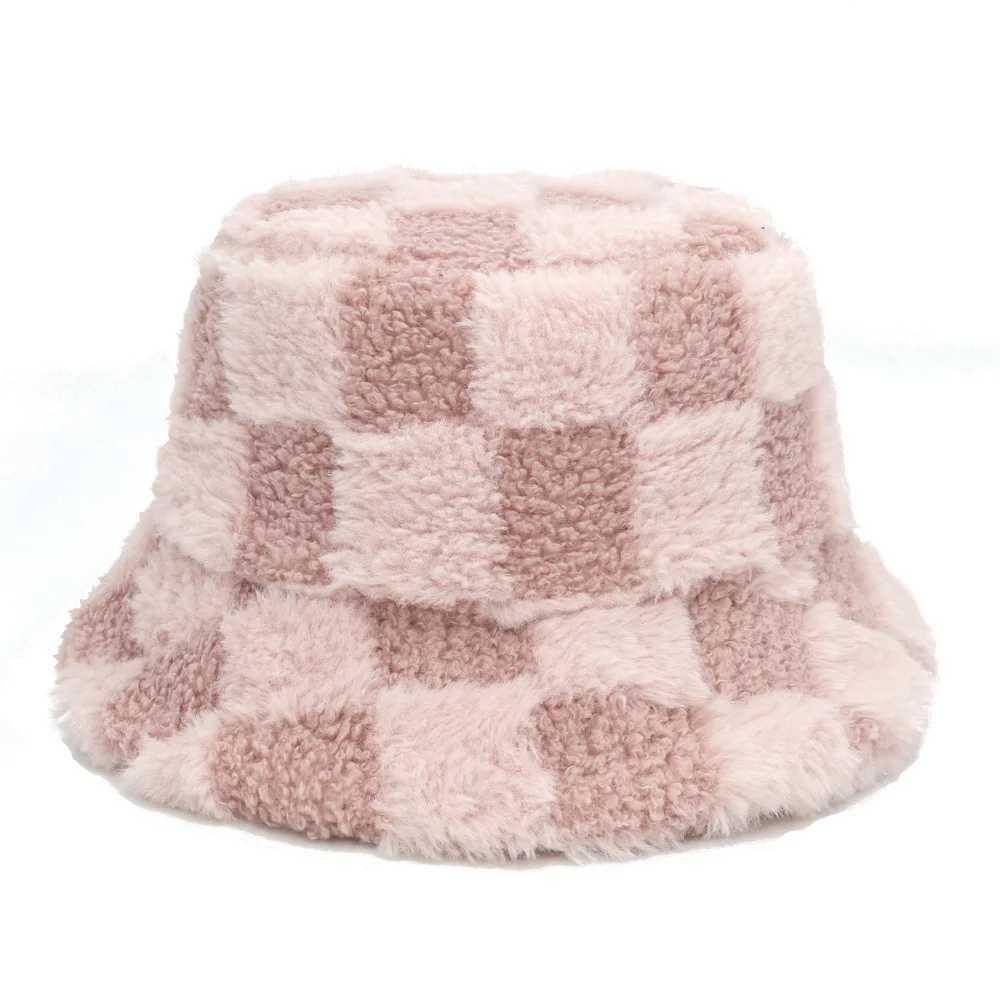 Checkerboard Splicing Winter Bucket Hats Keep Warm Thick Fur Fluffy Women Men Outdoor Fashion Windproof Female Fisherman CapsX241025