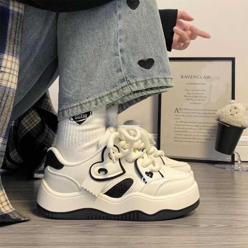 Women's White Sports Shoes: Versatile & Comfy for Everyday Wear 948a