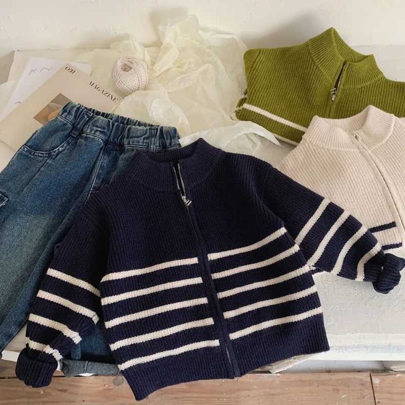 New childrens striped sweater jacket for autumn 2024 boys soft and loose zipper cardigan wool sweater girls knitted jacket W241025