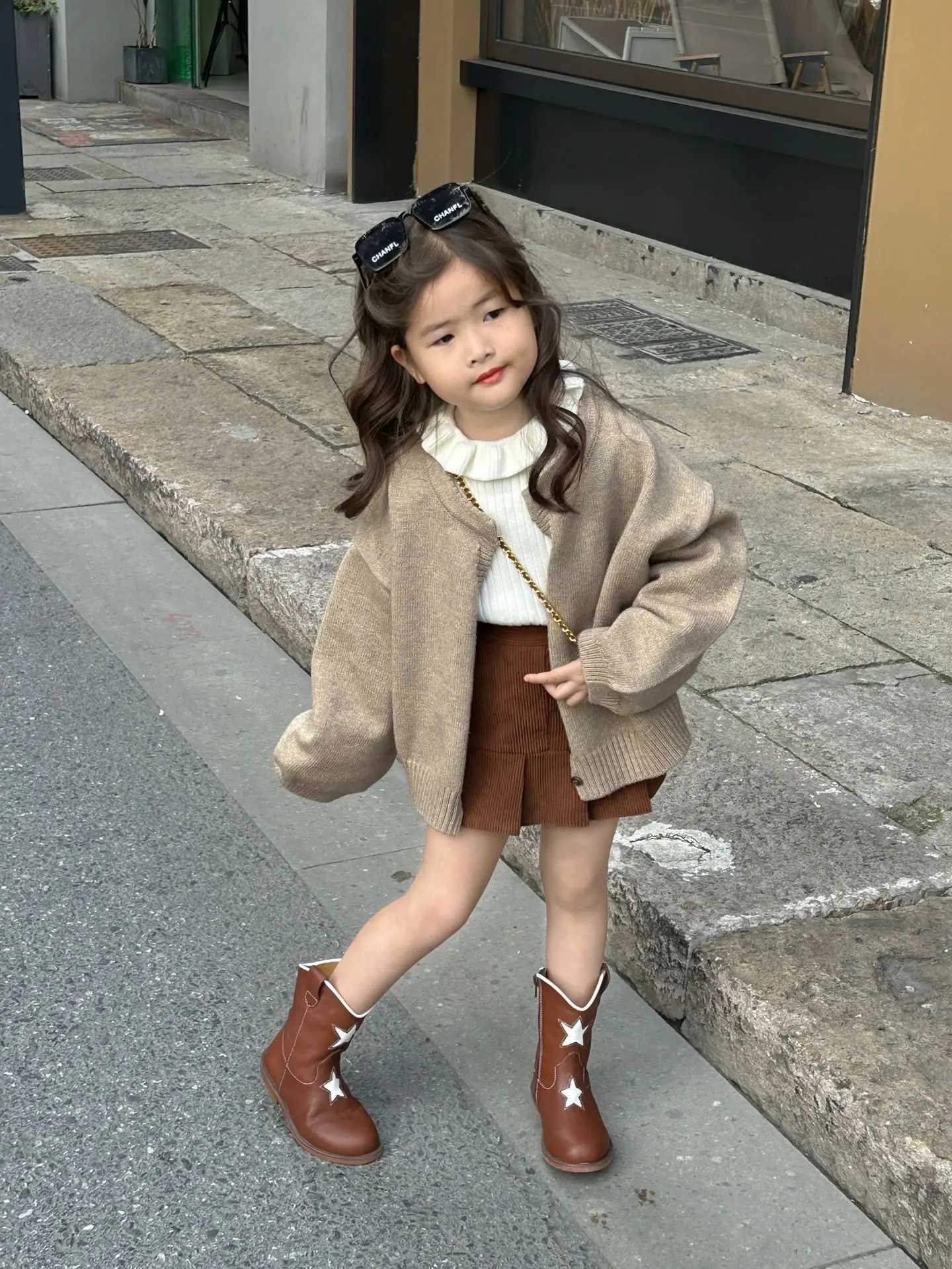 Womens sweater with open collar and pleated edge wool bottom striped velvet dress fashionable and fashionable W241025