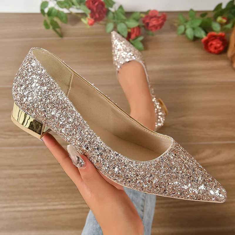 High Quality Gold Low Heels Pumps Women Spring Shiny Glitter Pointed Toe Party Shoes Womens Plus Size Simple Thin Heeled Bride Shoes T241024