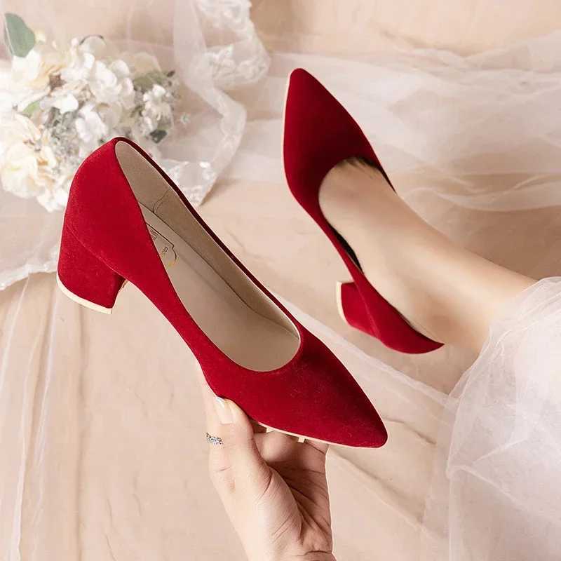 High Quality French Womens Red Wedding Shoes Spring/Summer Autumn New Collection Pointed Thick High Heels No Fatigue Foot Bridal Shoes T241024