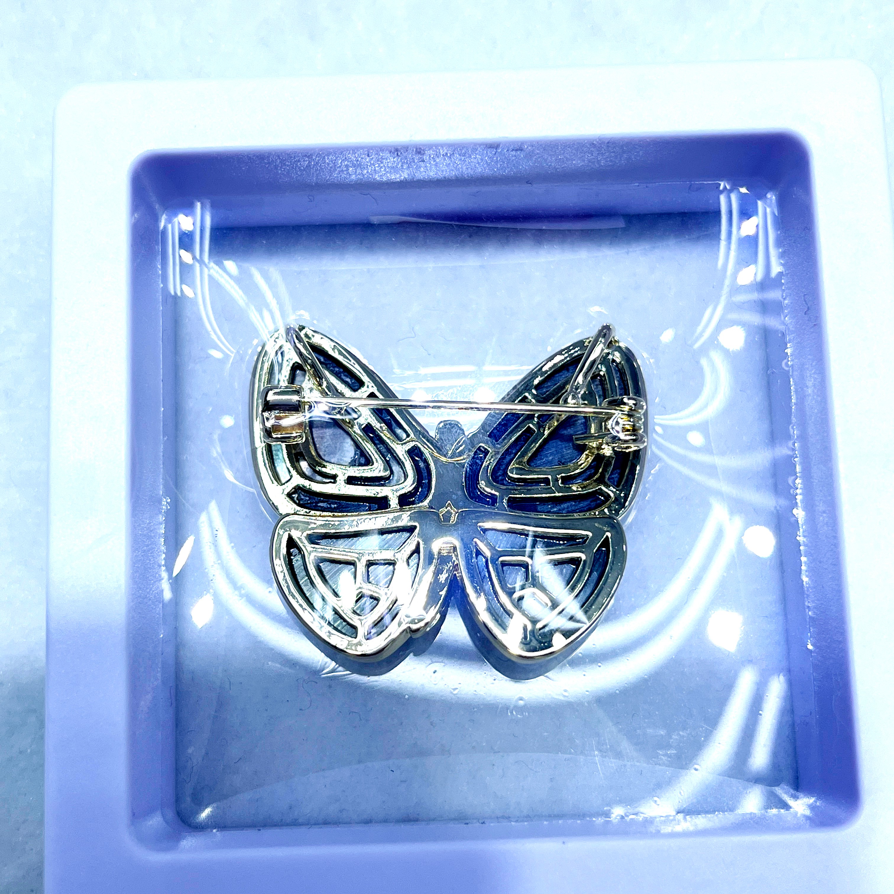 Fashionable And High-End Butterfly Brooch Exquisite Pearl Brooch Pins Women's Minimalist Style Diamond Pin Brooch