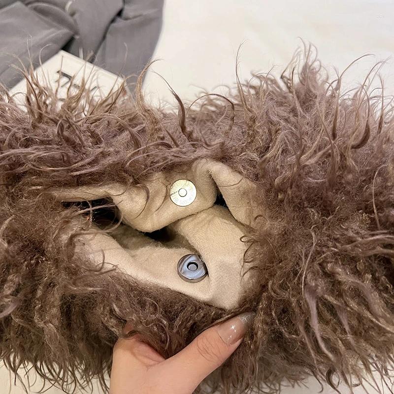 Drawstring Heart Shaped Faux Fur Shoulder Bag Fluffy Plush Women Handbags Cute Love Underarm Purse For 2024 Winter Shopper Tote