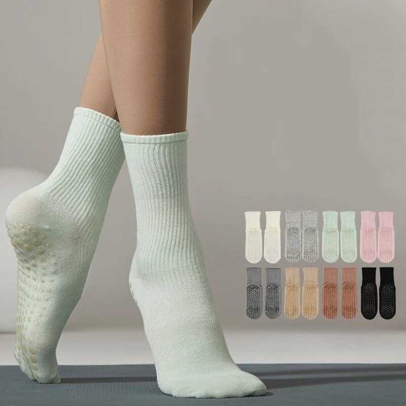 Cotton Tube Soft Pilates Socks Anti slip Grip 2024 Womens Yoga Socks Womens Cam Fitness Yoga Socks Anti slip Fingers W241025