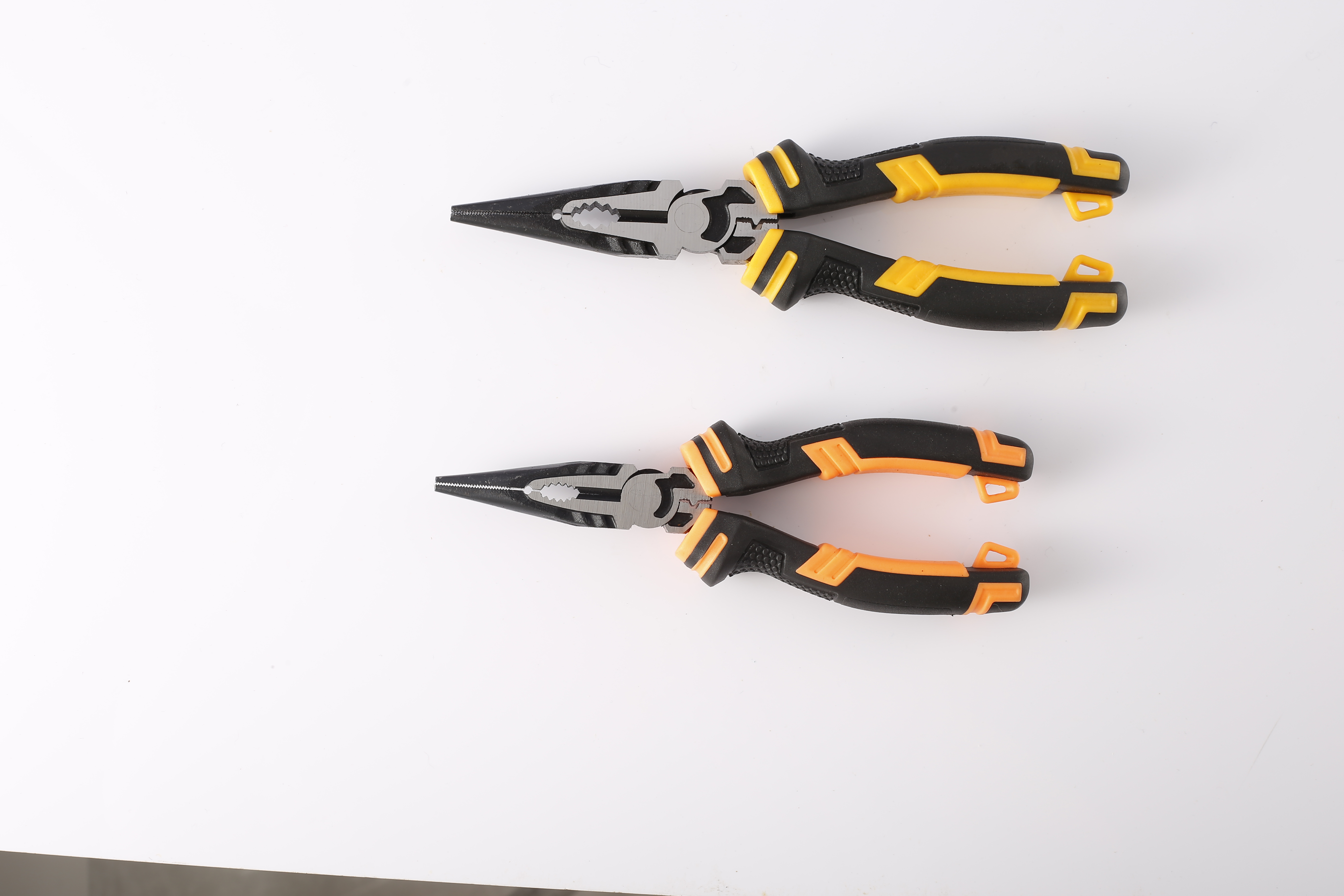 Versatile Eccentric Embossing Pliers Precision Tool for Effortless Crafting Projects