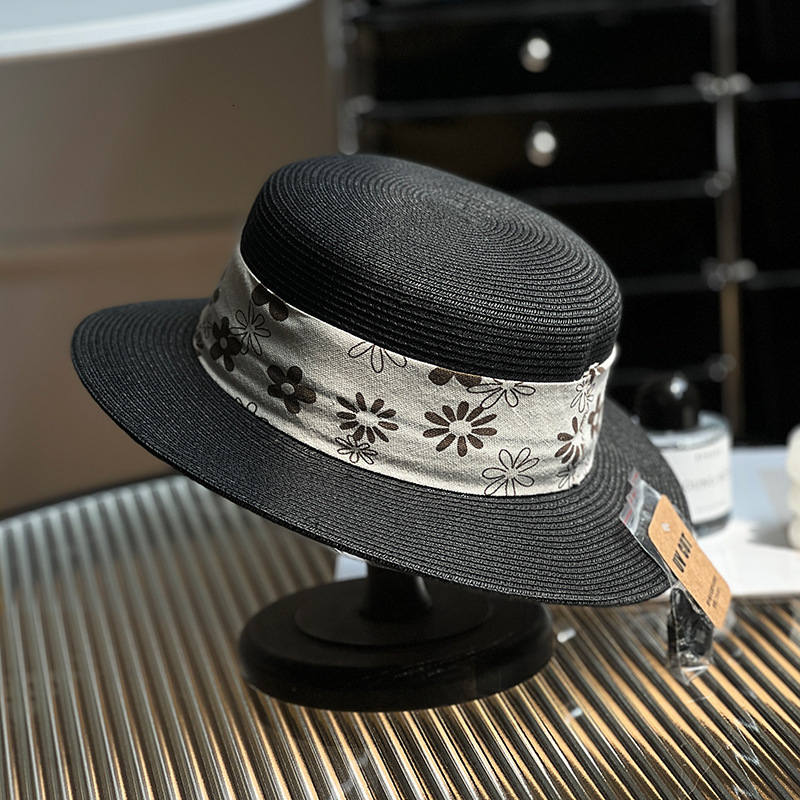 Woman Straw Bucket Hat Designer Cap Fitted Flat Beach Hats Women Caps