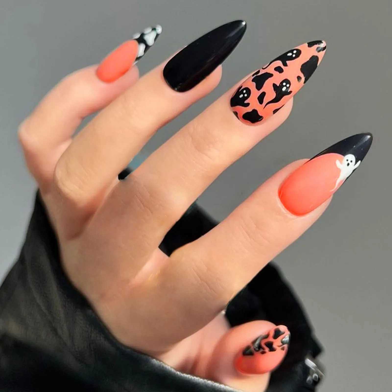 24 pieces of blood red fake nail gradient long angle fake nail patch complete set wearable fake nail patch Halloween handmade set W250410