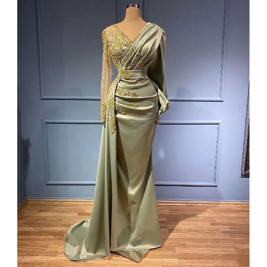 Size Arabic Plus Aso Ebi Urious Mermaid Sexy Prom Dresses Beaded Crystals Deep V Neck Evening Formal Party Second Reception Gowns Dress ZJ