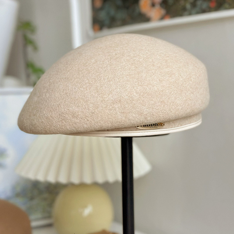 New high-end high-class heavy irregular partial beret simple flight attendant woolen hat
